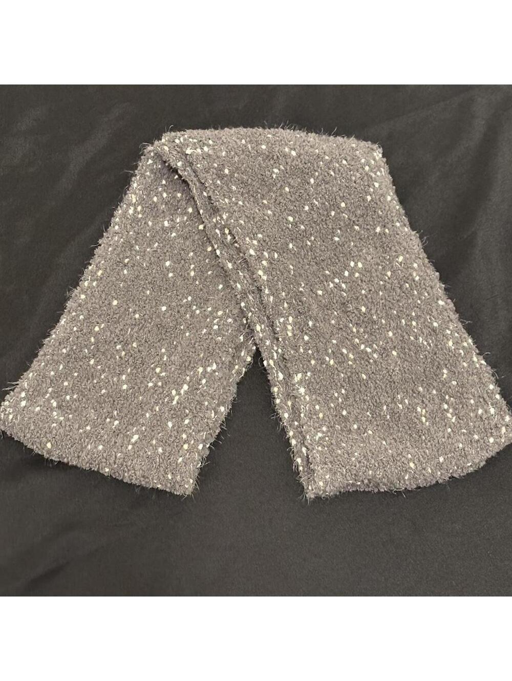 David Young scarf knit gray speckled